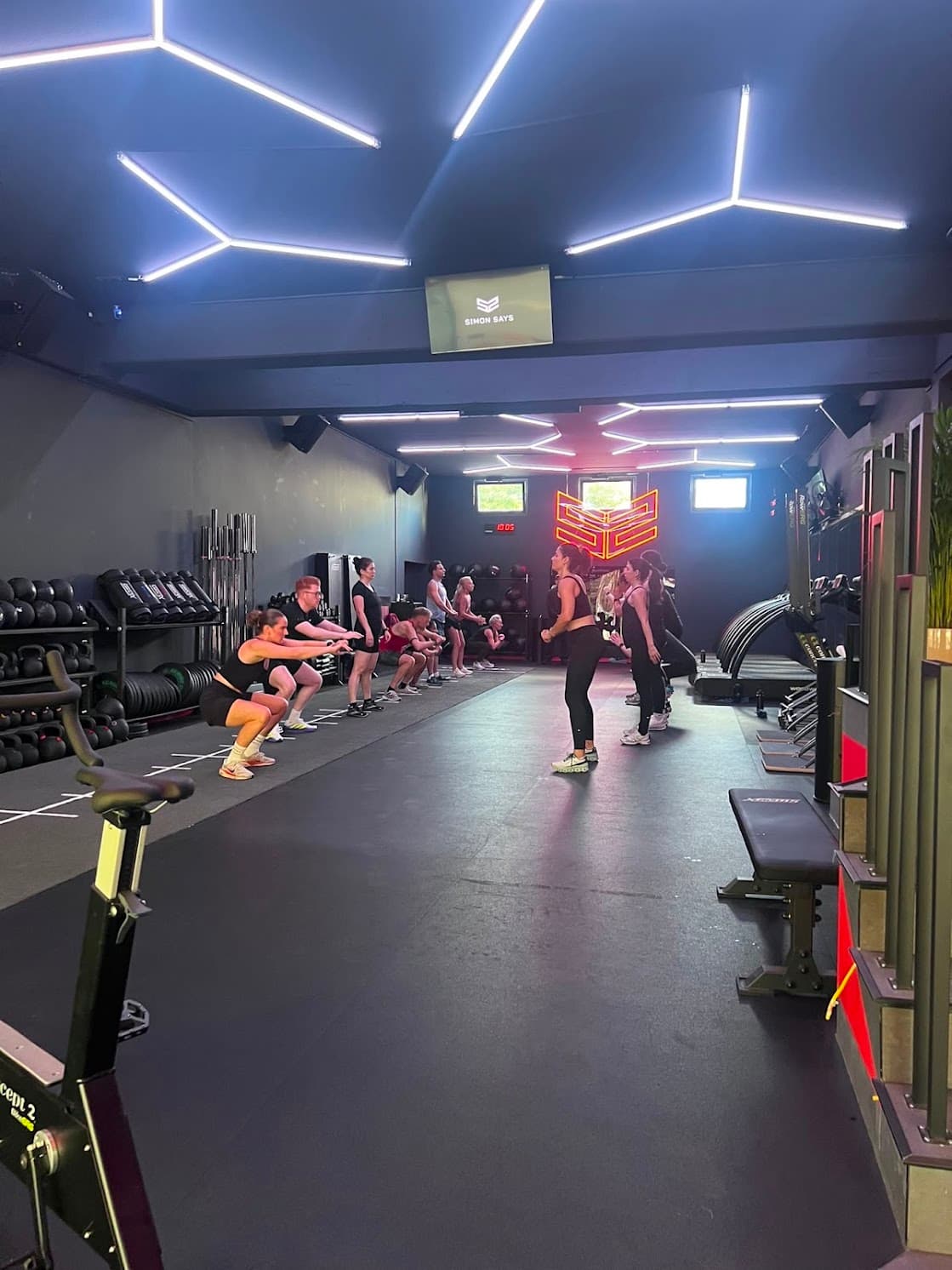 Gruppentraining – Squats im Kurs